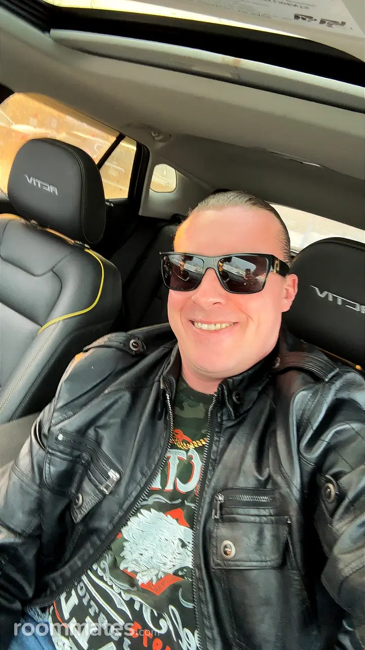 Profile photo 5 of 6