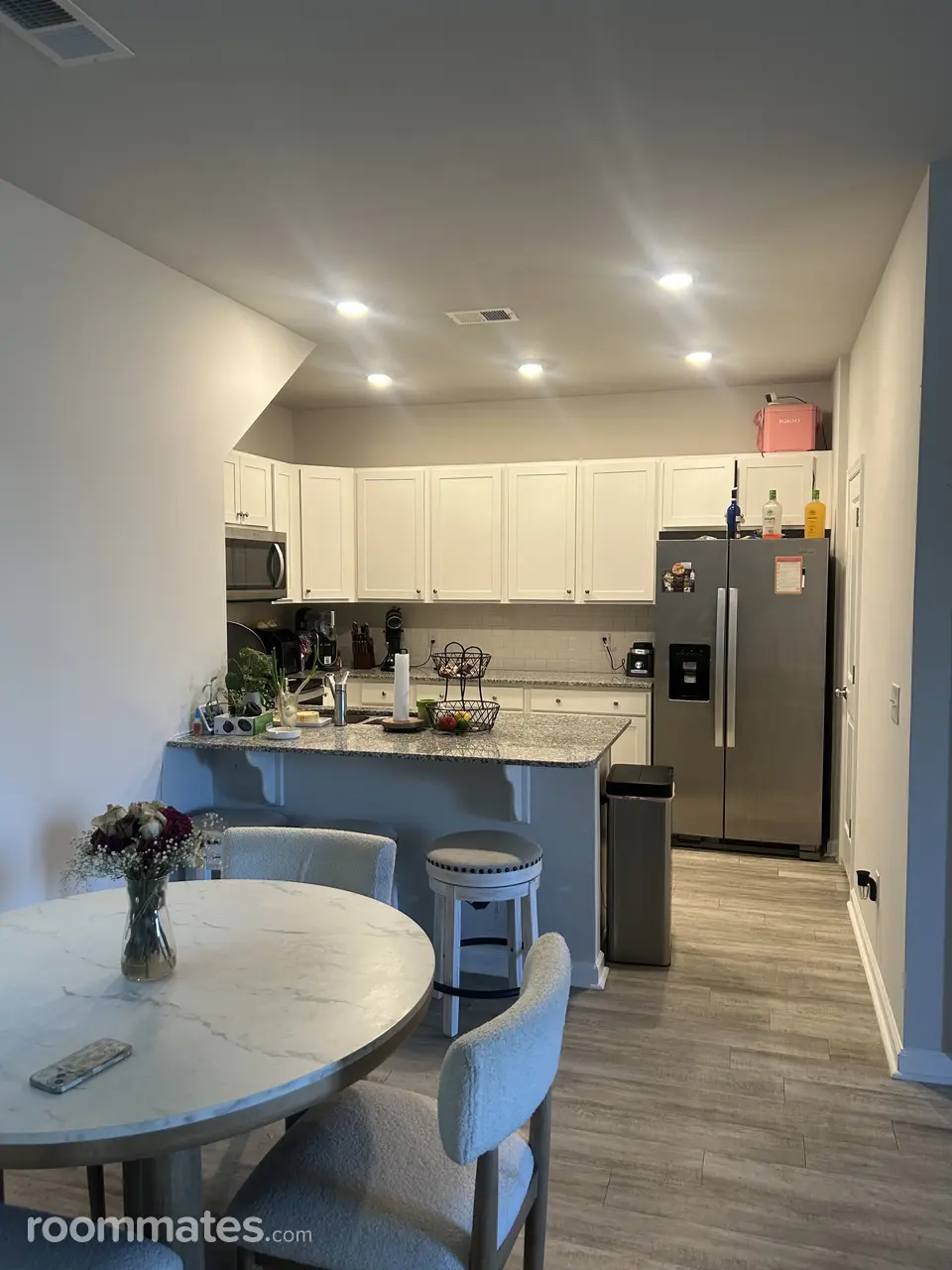 Profile photo 1 of 7