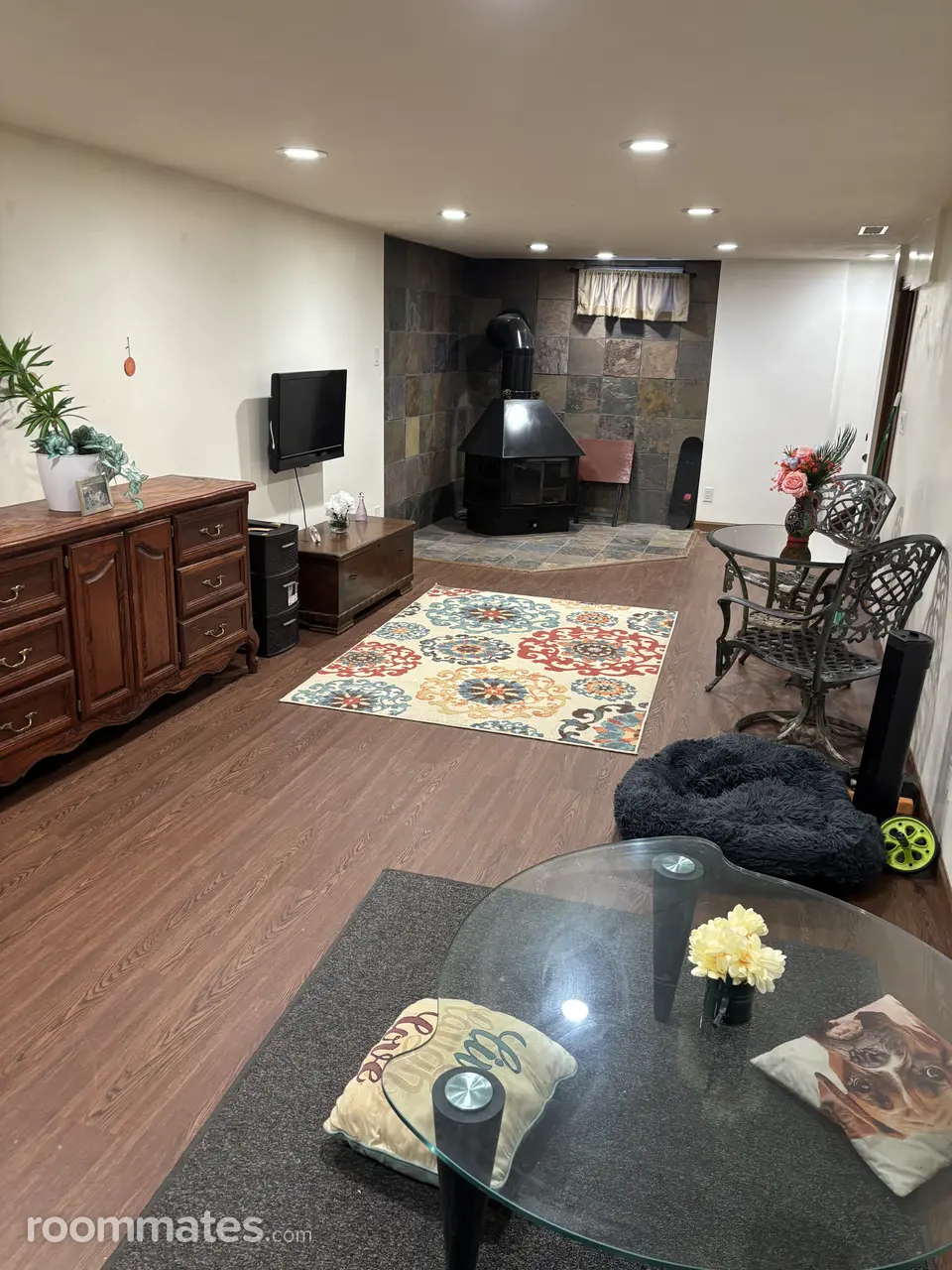 Profile photo 2 of 4