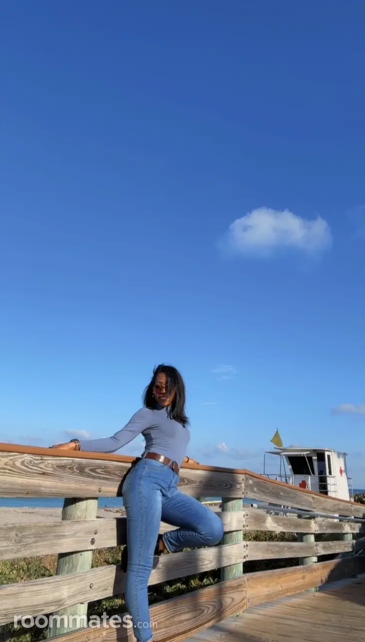 Profile photo 3 of 7