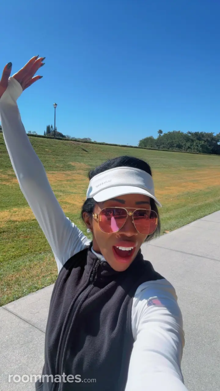 Profile photo 7 of 7