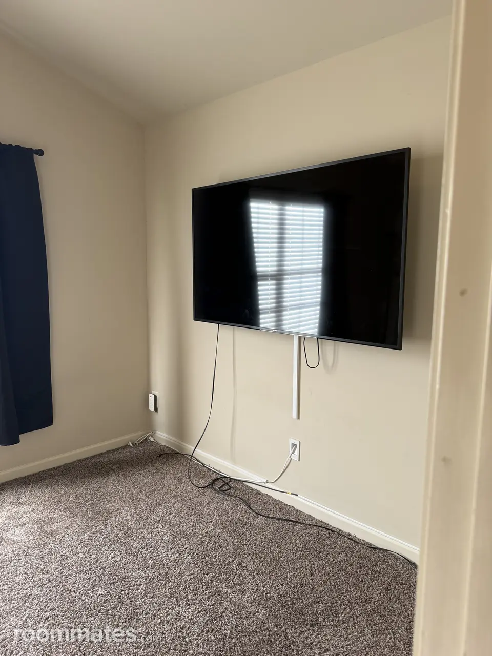 Profile photo 1 of 8