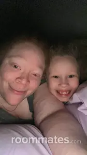 Roommate looking Burlington NJ, $700