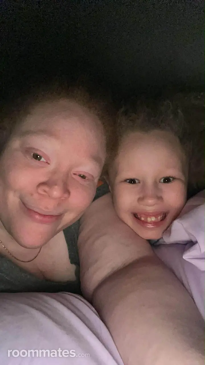 Profile photo 1 of 1