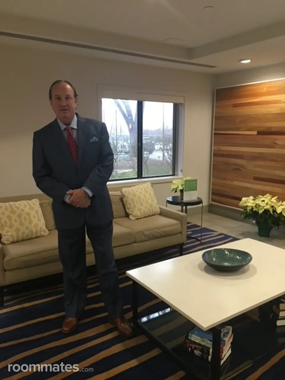 Profile photo 1 of 1