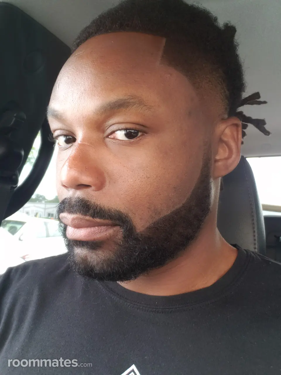 Profile photo 1 of 1