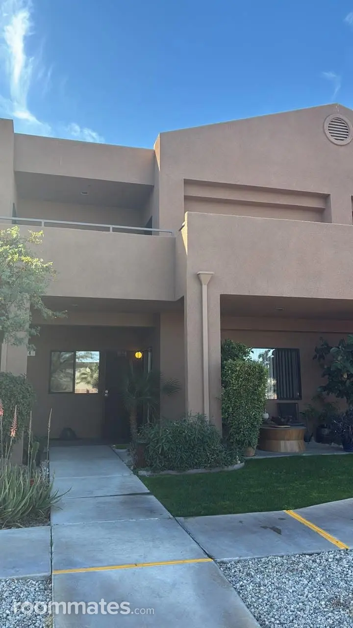 Profile photo 3 of 7