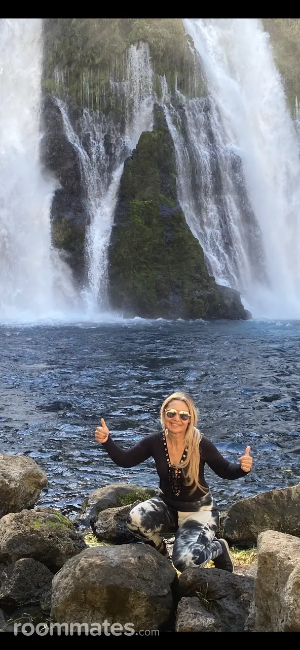 Profile photo 10 of 12