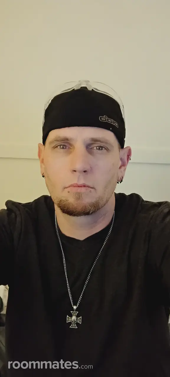 Profile photo 1 of 1