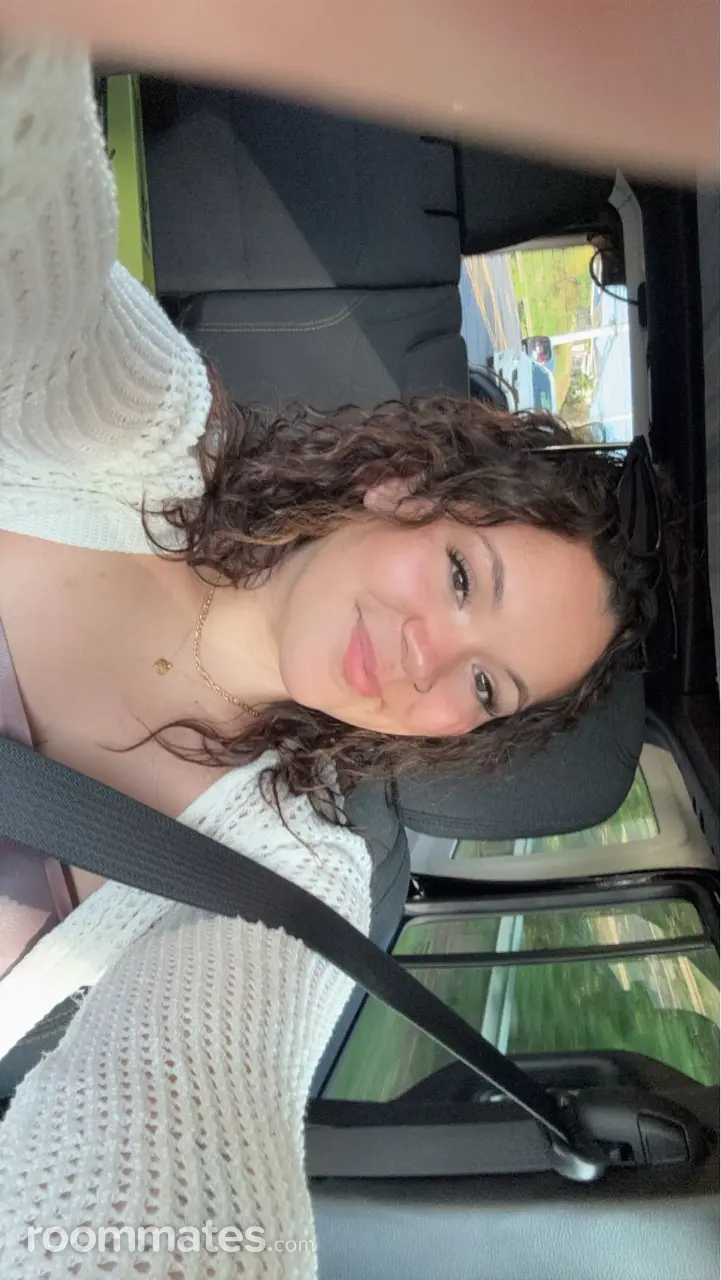 Profile photo 10 of 11