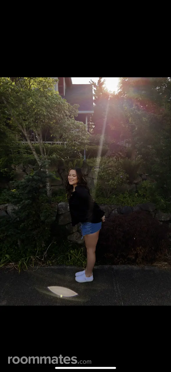 Profile photo 9 of 11