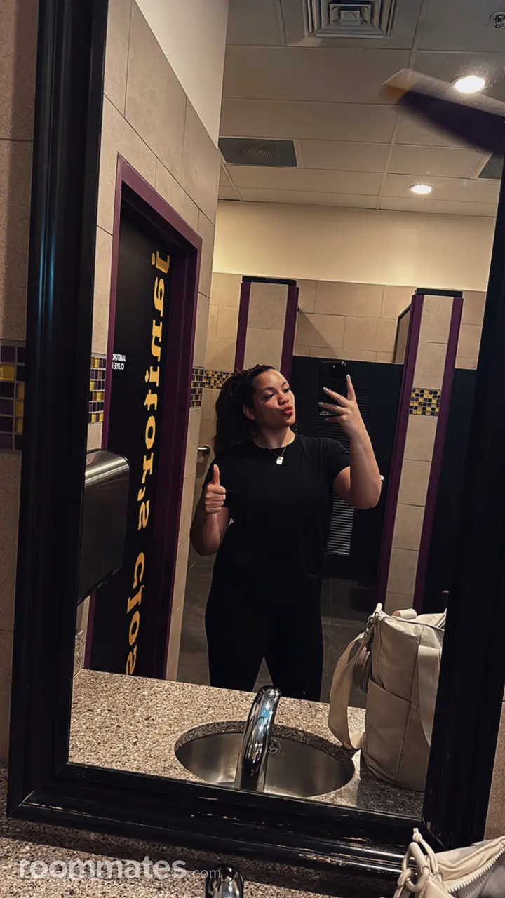 Profile photo 6 of 11