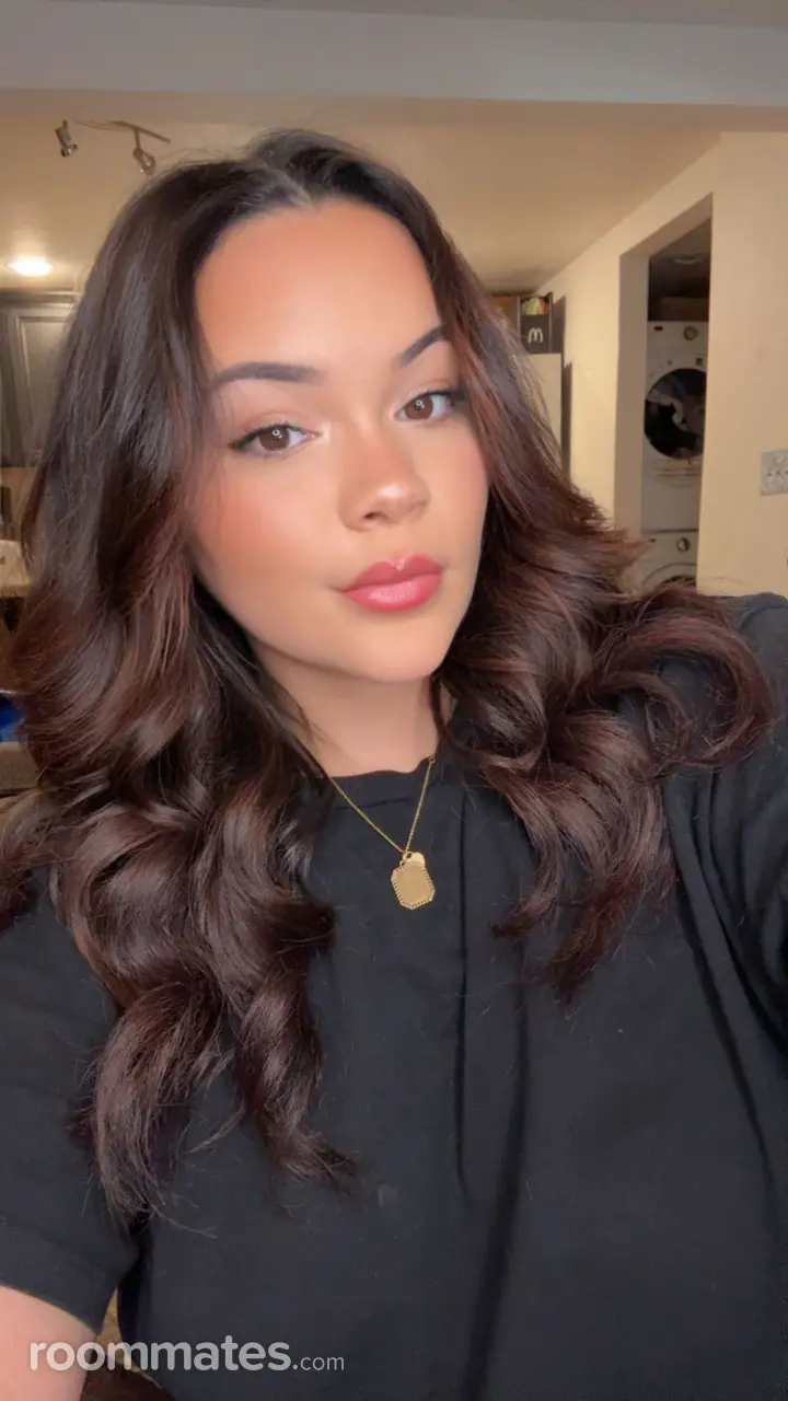 Profile photo 1 of 11