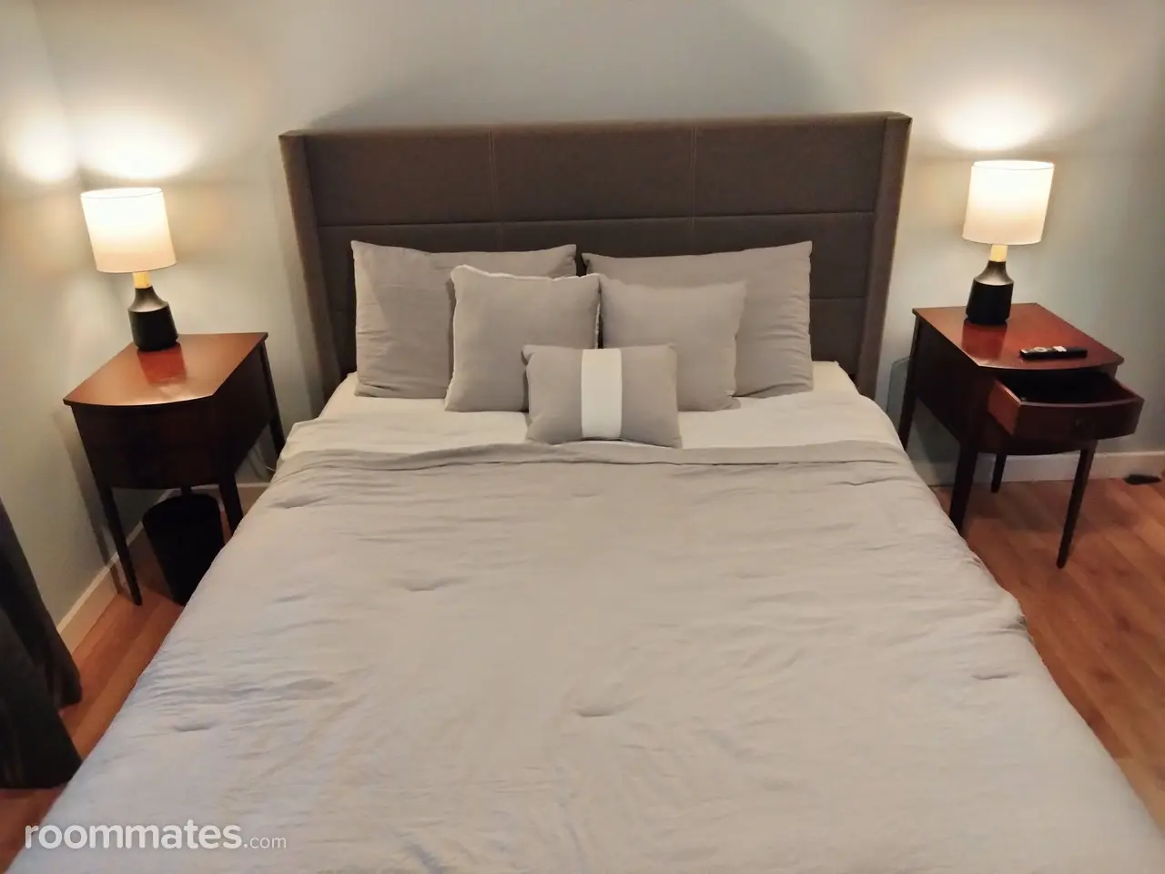 Profile photo 3 of 10