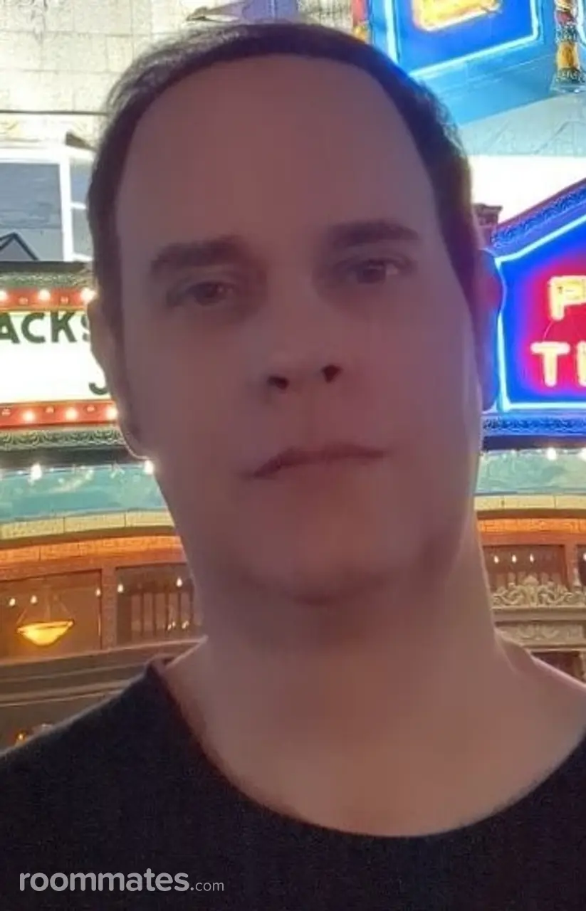 Profile photo 10 of 10