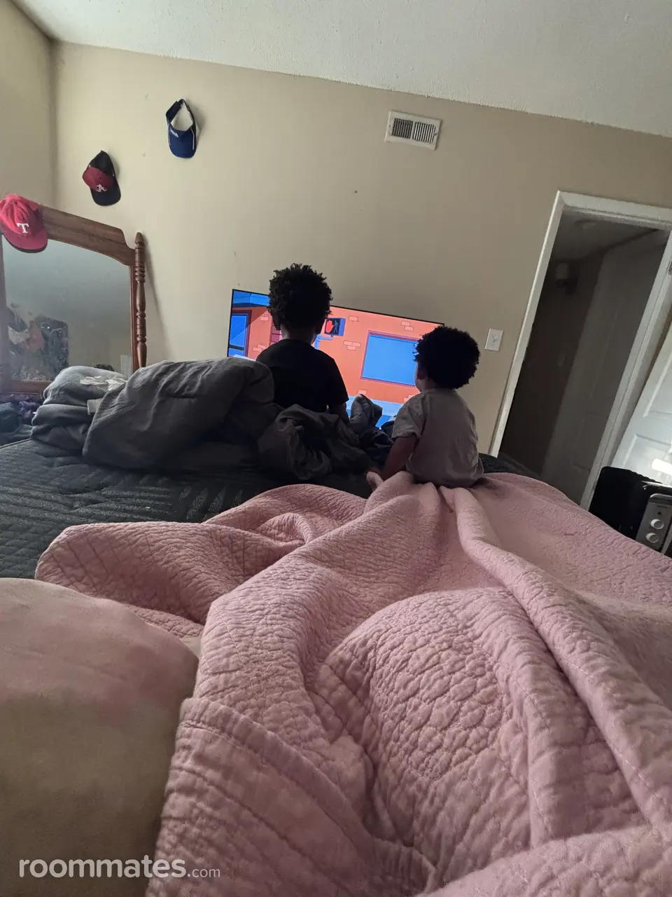 Profile photo 3 of 7