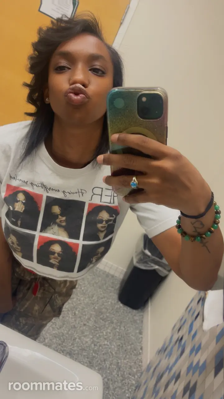 Profile photo 2 of 6