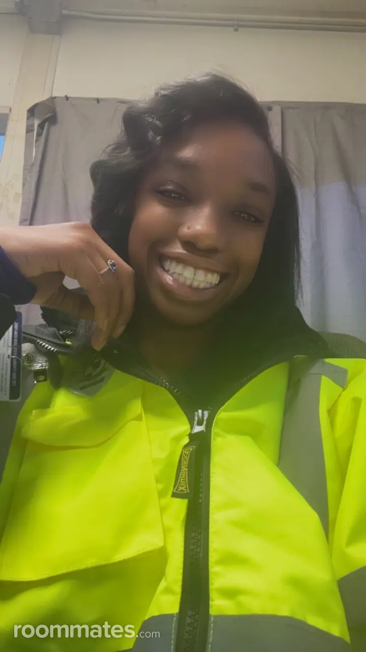 Profile photo 5 of 6