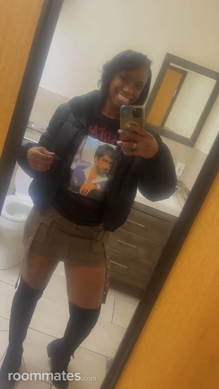 Profile photo 3 of 6