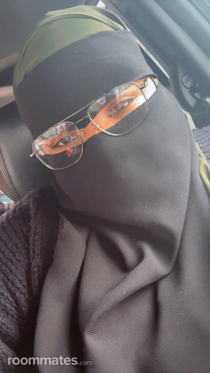 Profile photo 1 of 1