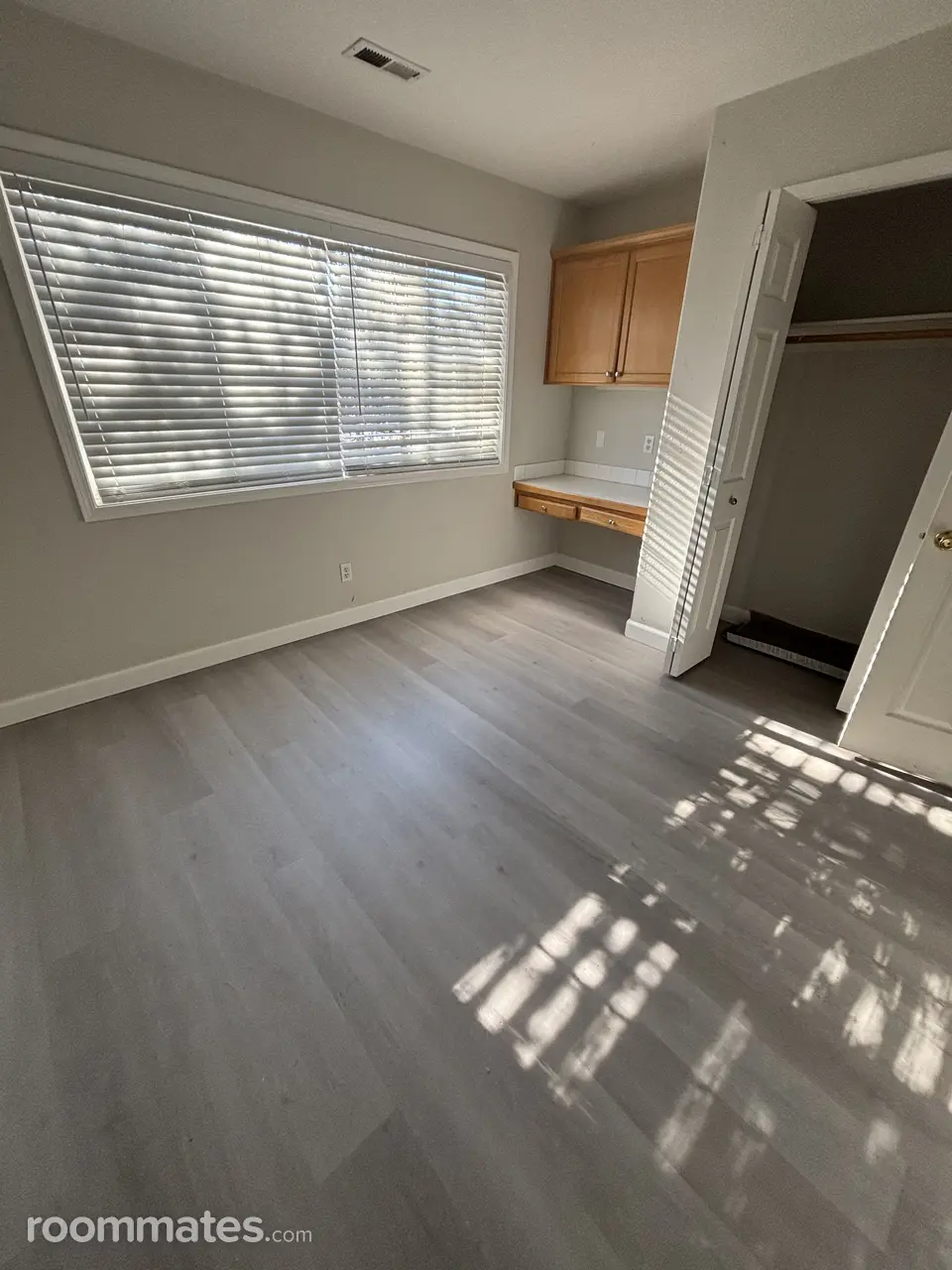 Profile photo 6 of 7