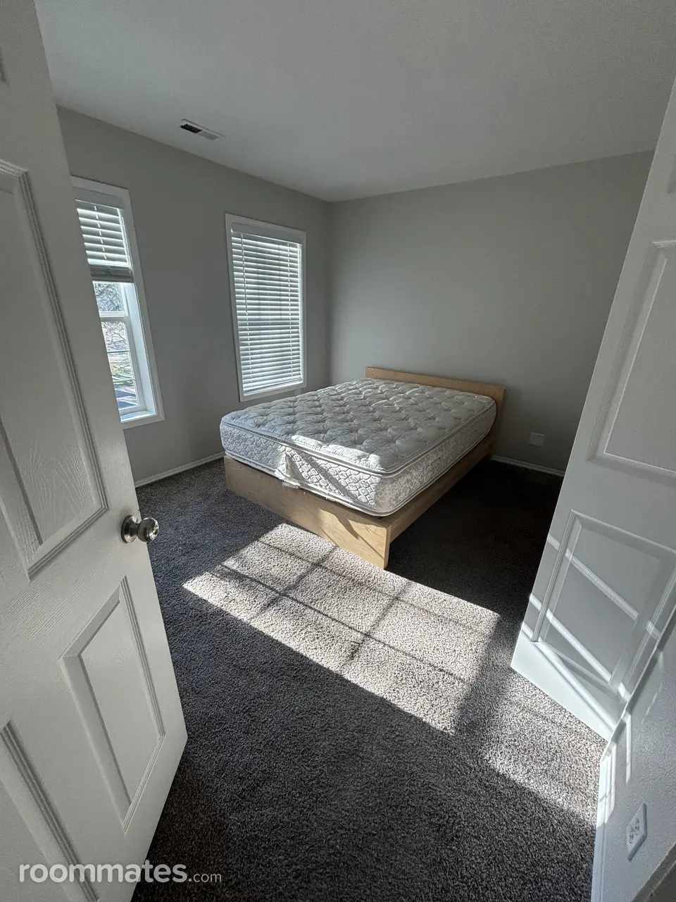 Profile photo 5 of 8