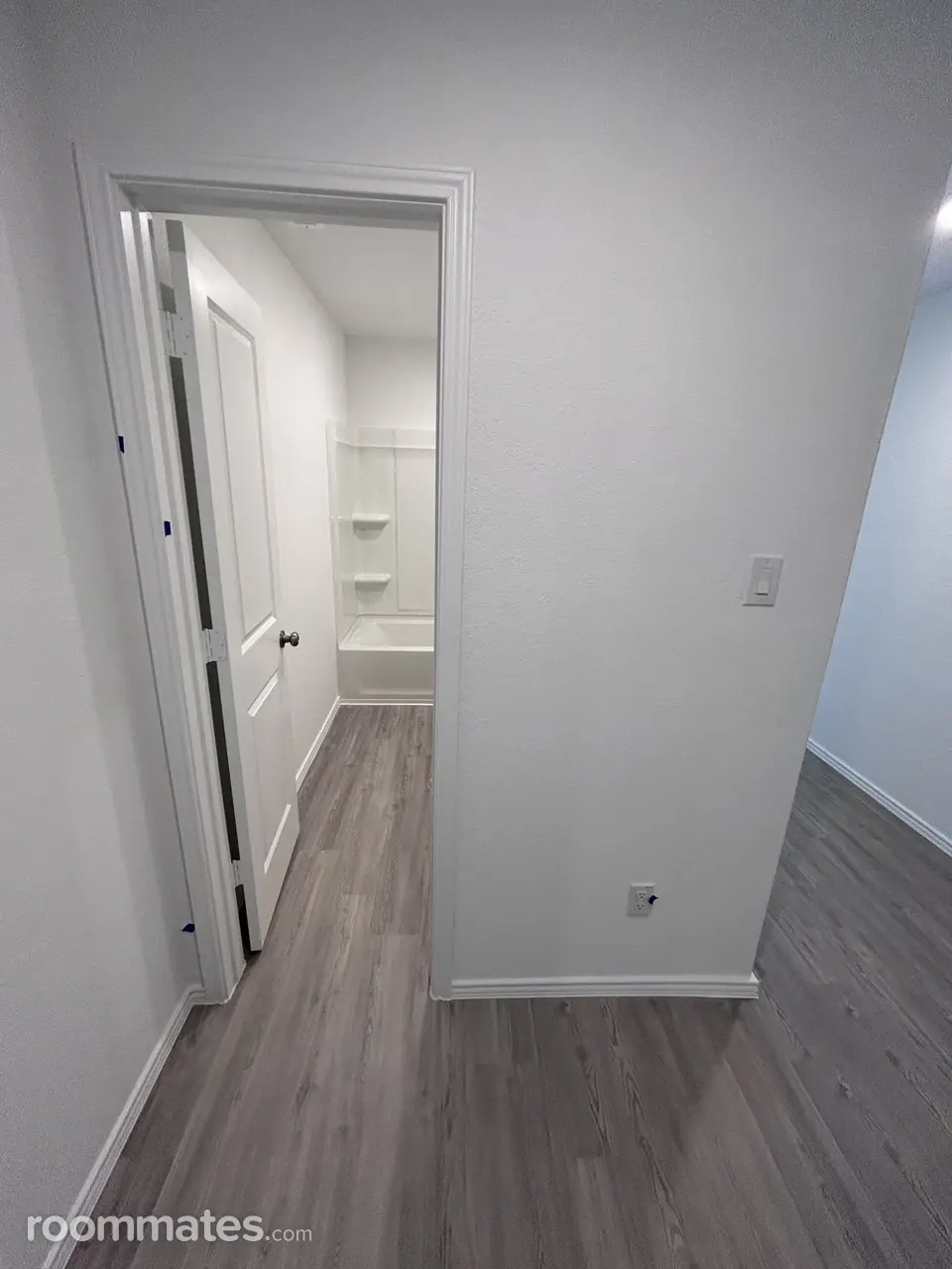 Profile photo 4 of 8