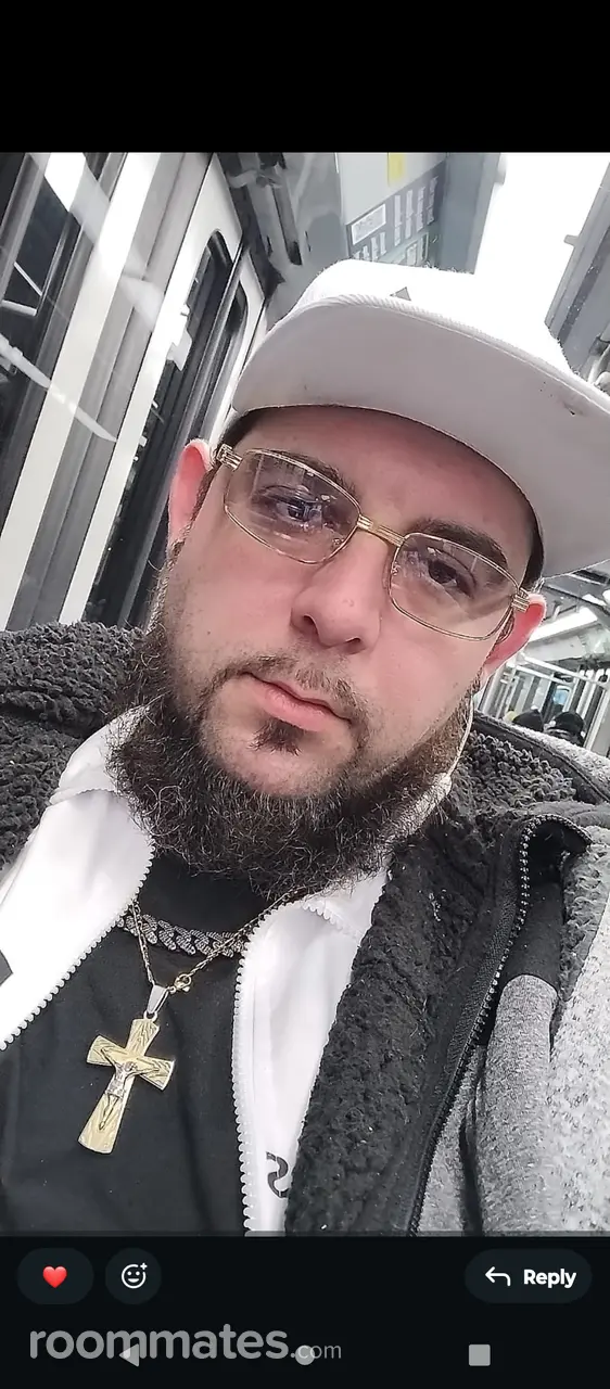 Profile photo 5 of 5