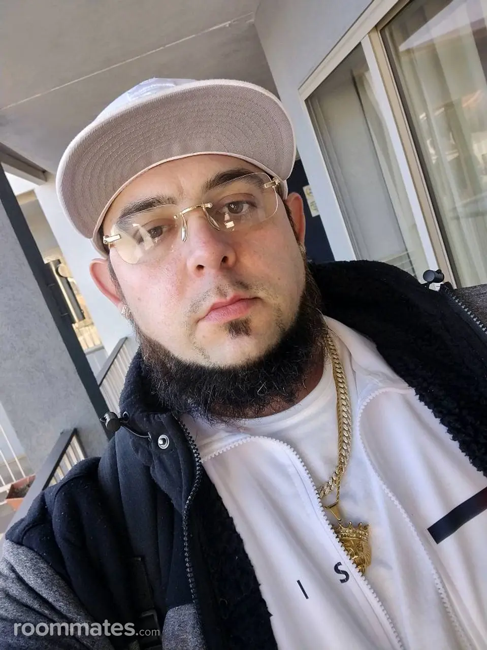 Profile photo 4 of 5