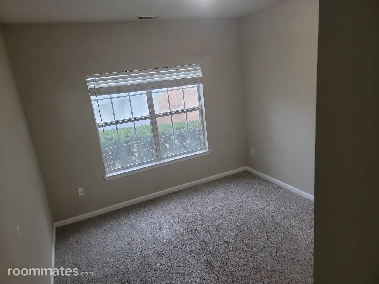 Profile photo 1 of 3