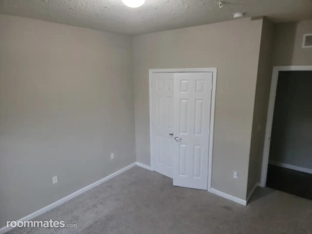 Profile photo 2 of 3