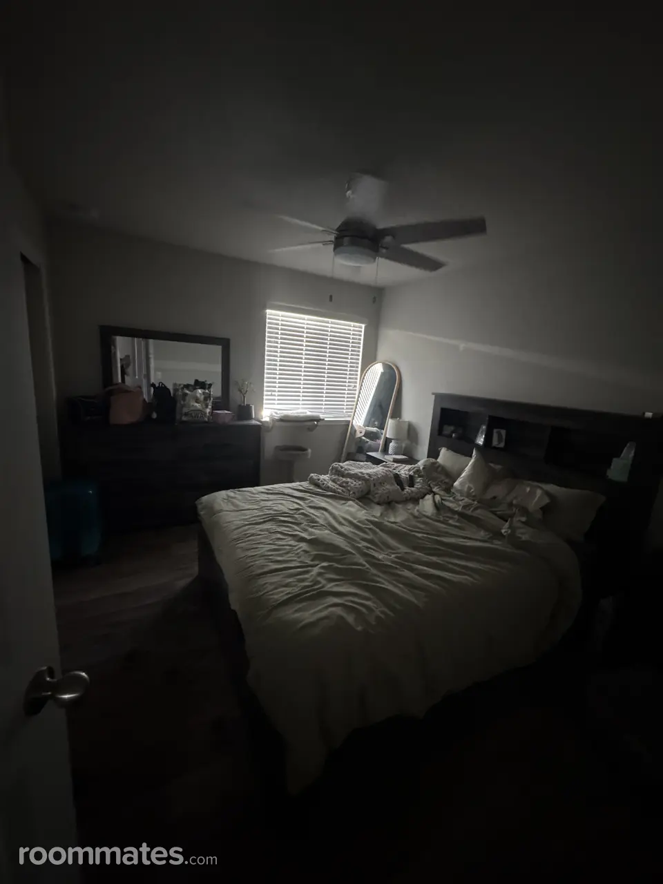 Profile photo 6 of 10