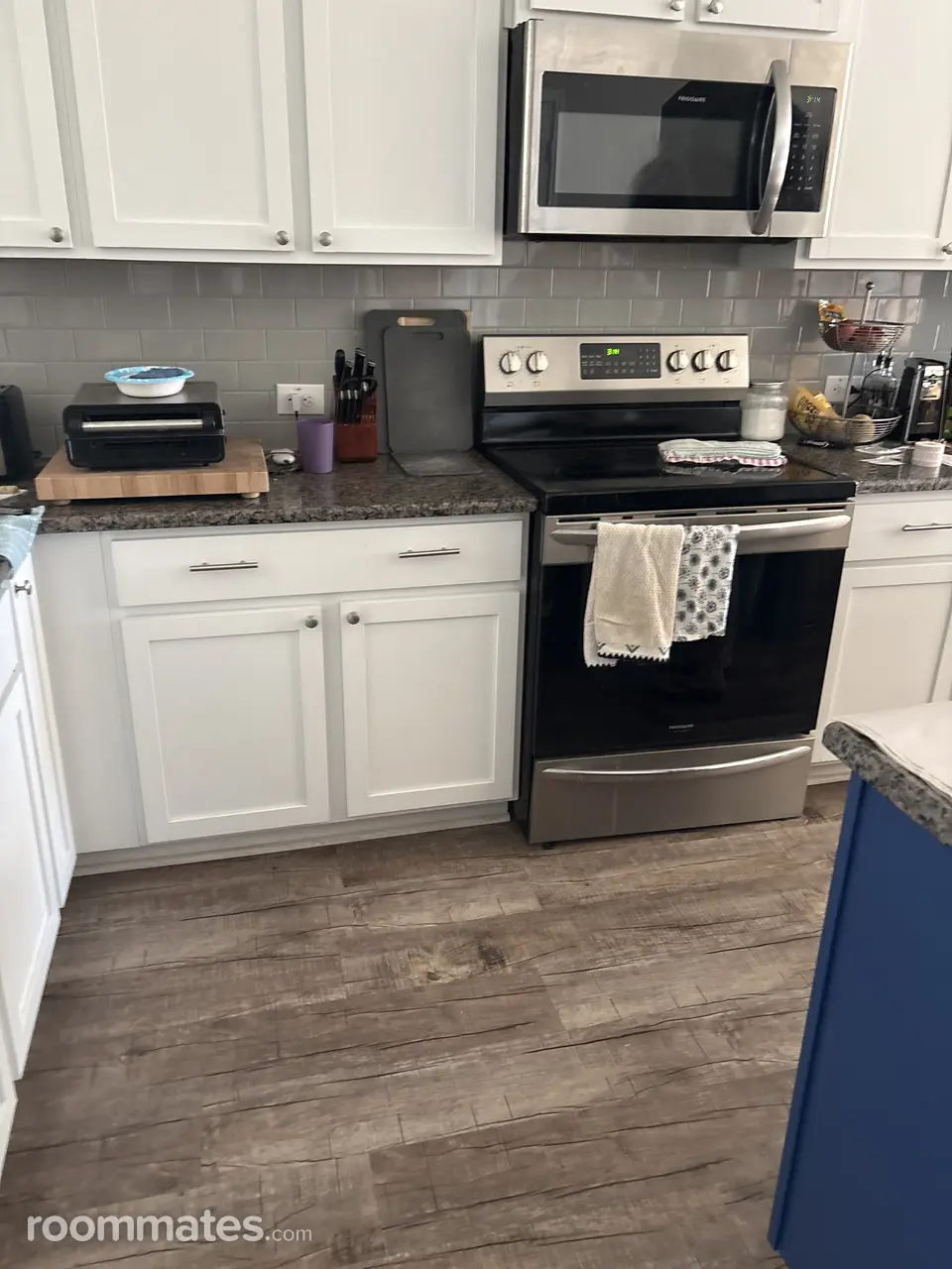 Profile photo 2 of 10