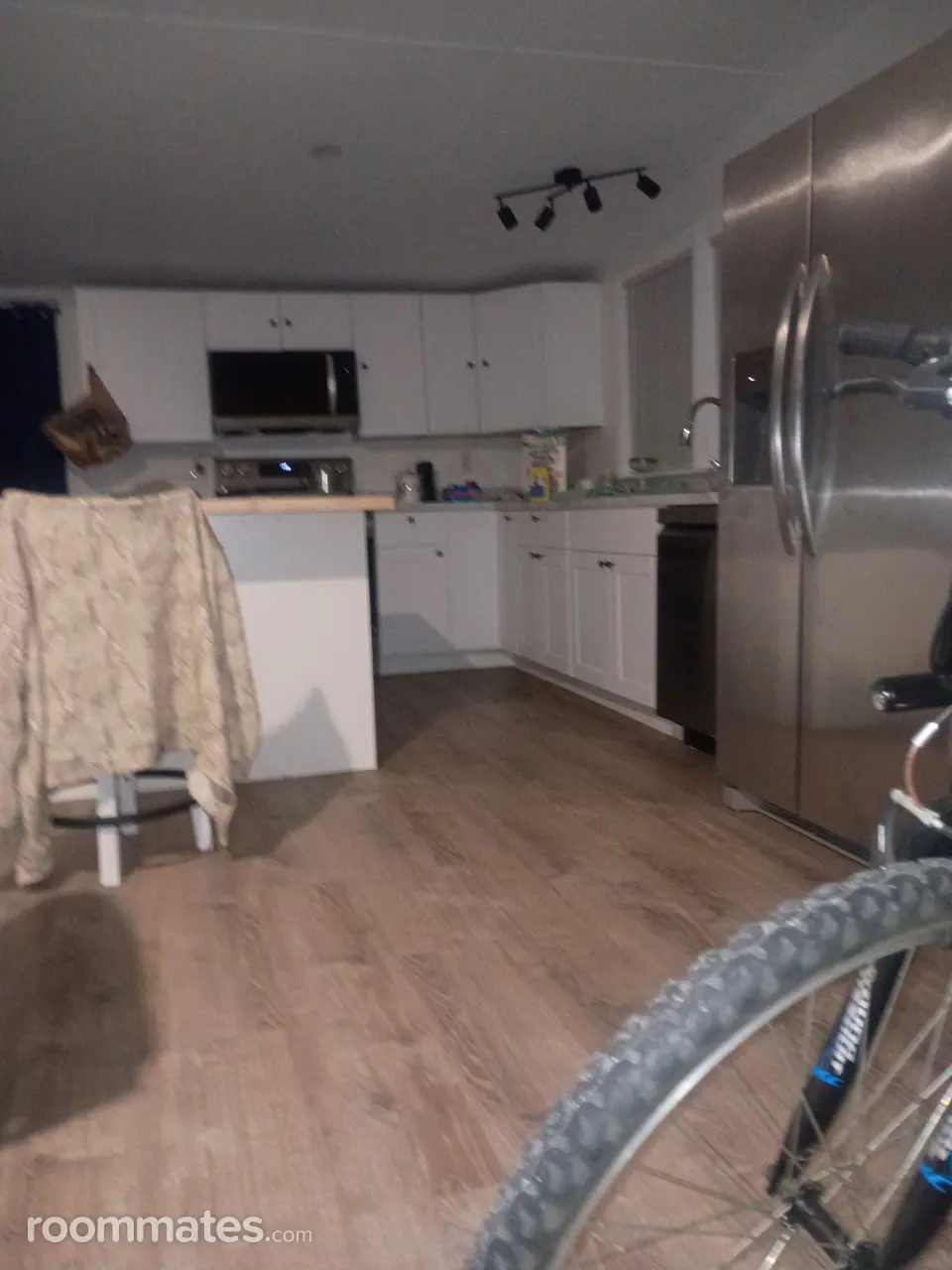 Profile photo 6 of 9