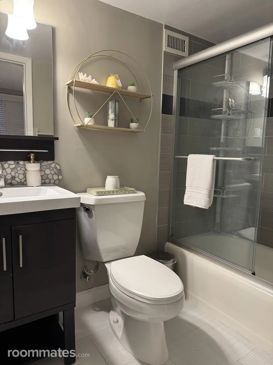 Profile photo 5 of 11