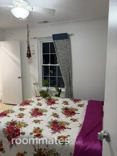 Room for rent in North Brunswick, NJ $1000, condo