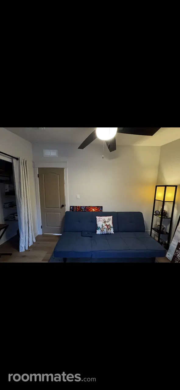 Profile photo 9 of 10