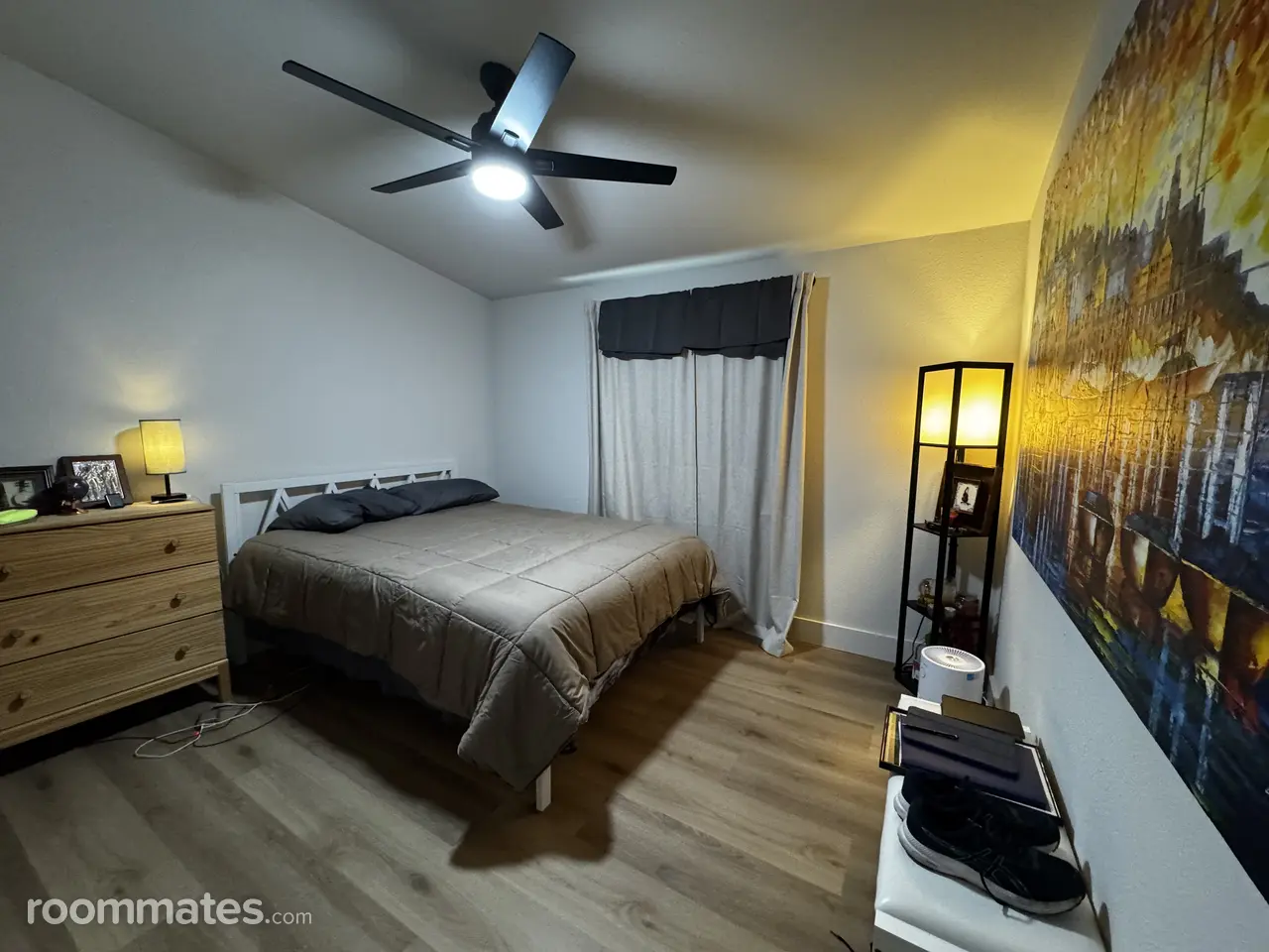 Profile photo 4 of 10