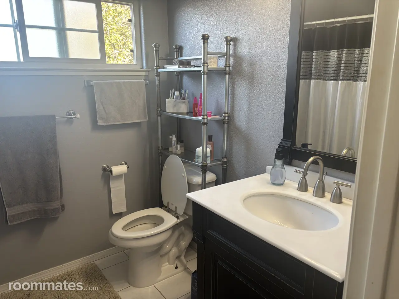 Profile photo 2 of 11