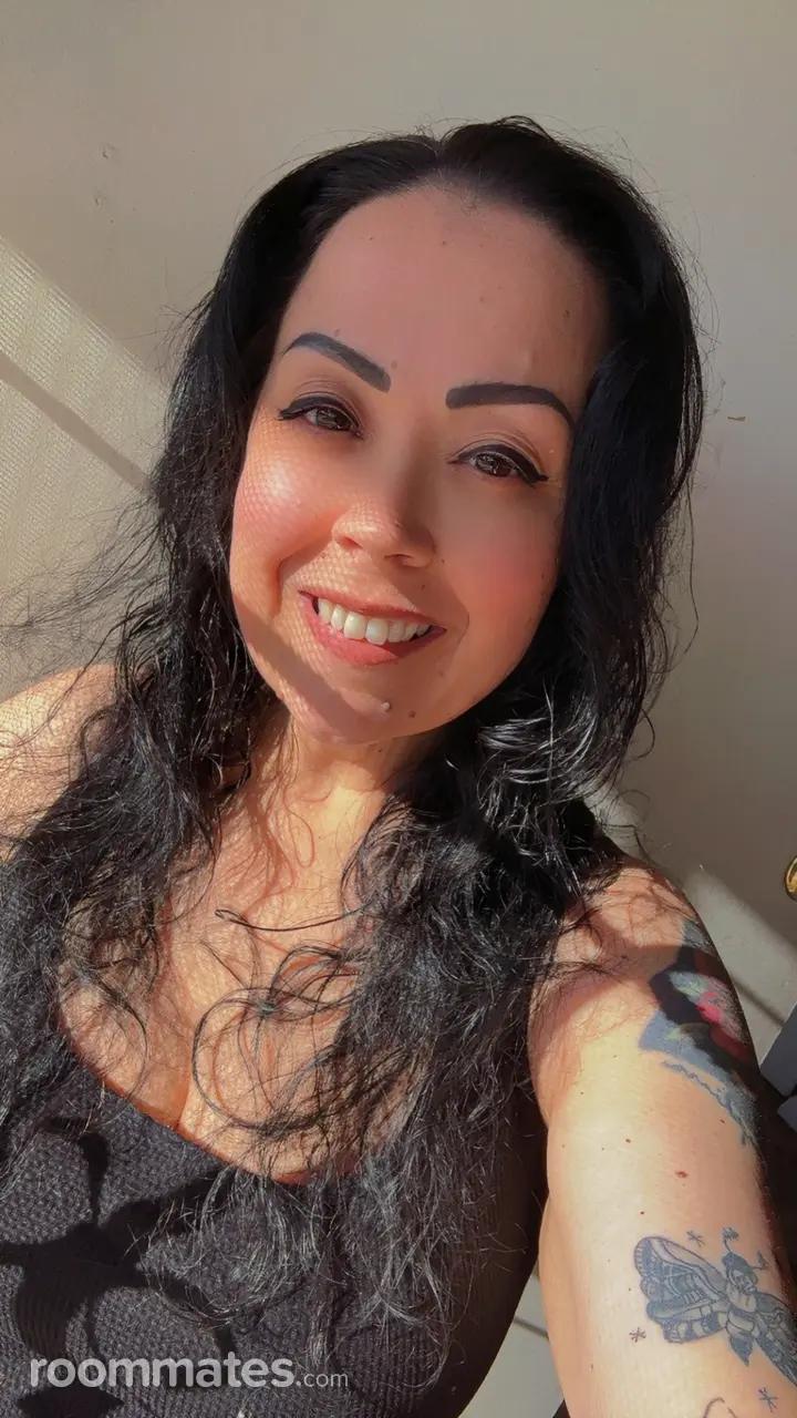 Profile photo 1 of 1