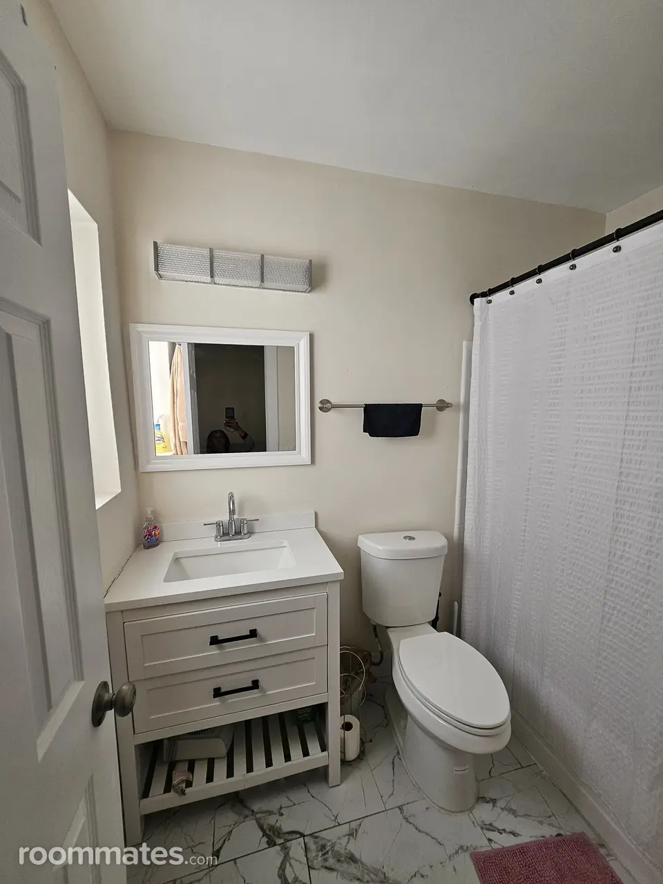 Profile photo 10 of 11