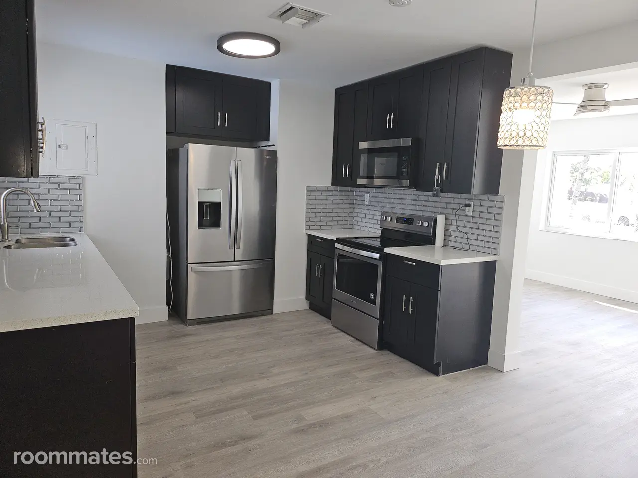 Profile photo 8 of 11