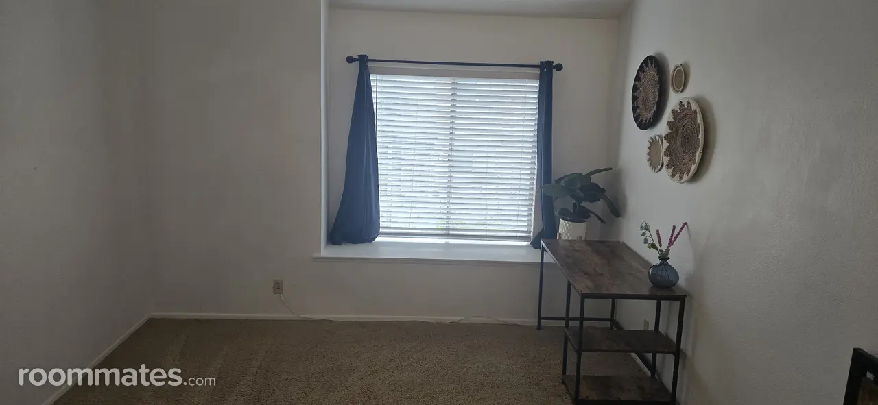 Profile photo 2 of 6