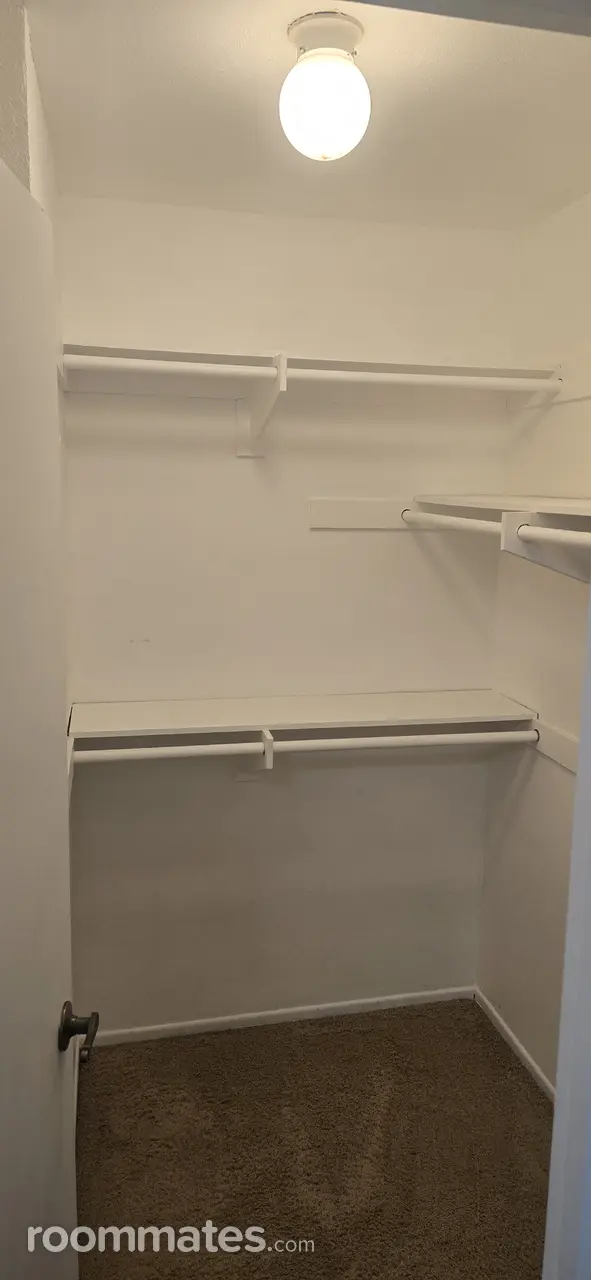 Profile photo 1 of 6