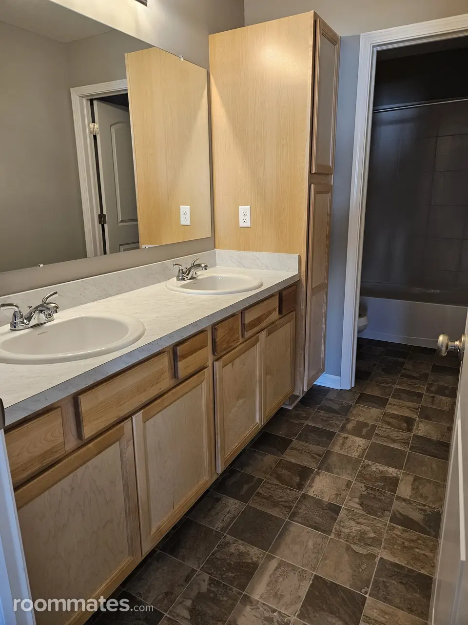 Profile photo 9 of 21