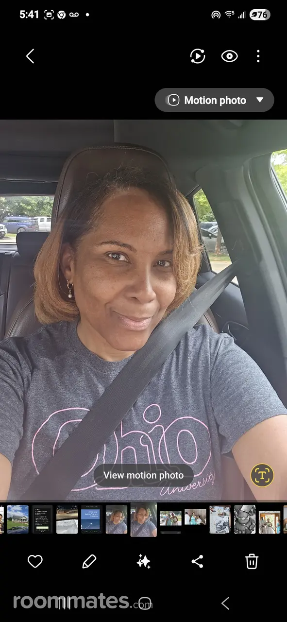 Profile photo 7 of 10