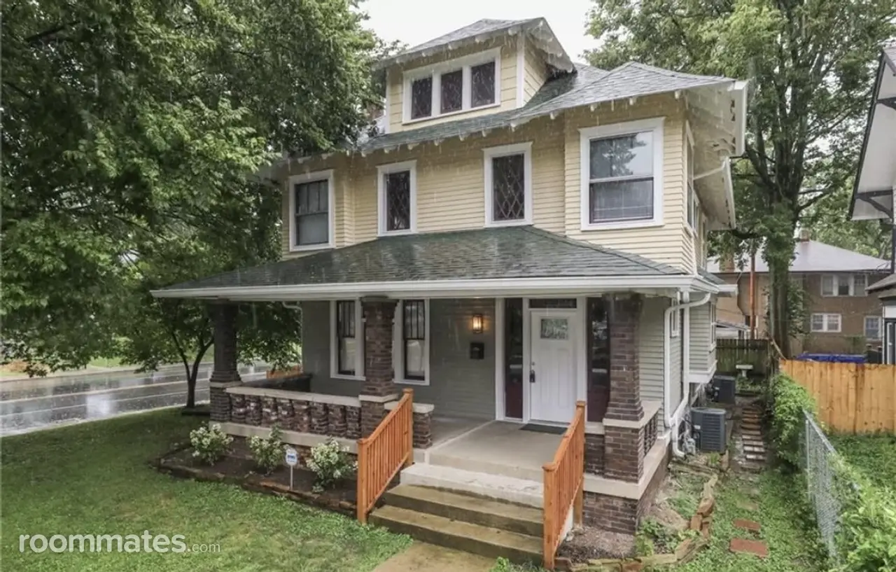 Profile photo 6 of 8