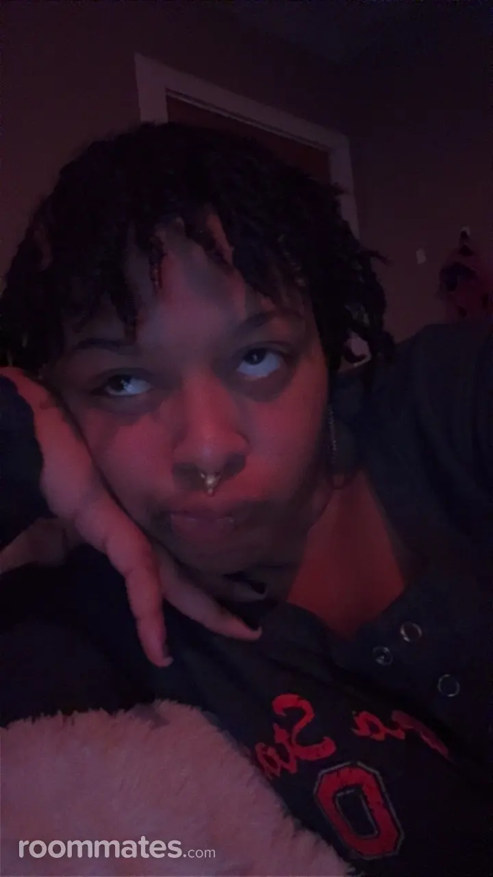 Profile photo 1 of 4