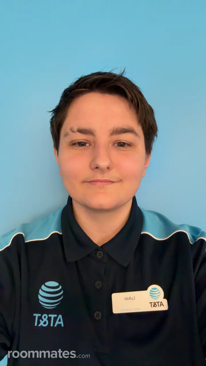 Profile photo 1 of 1