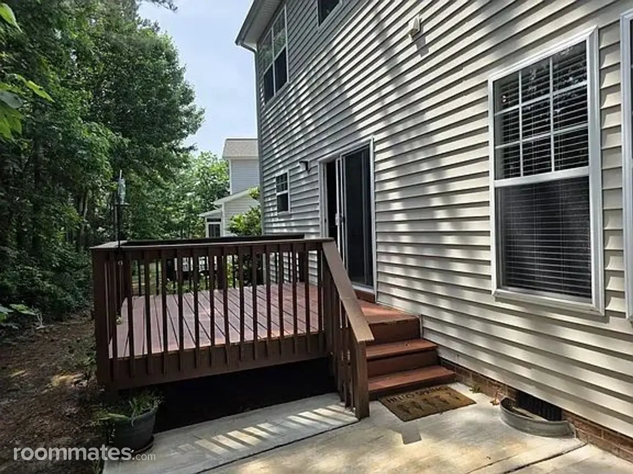 Profile photo 7 of 8